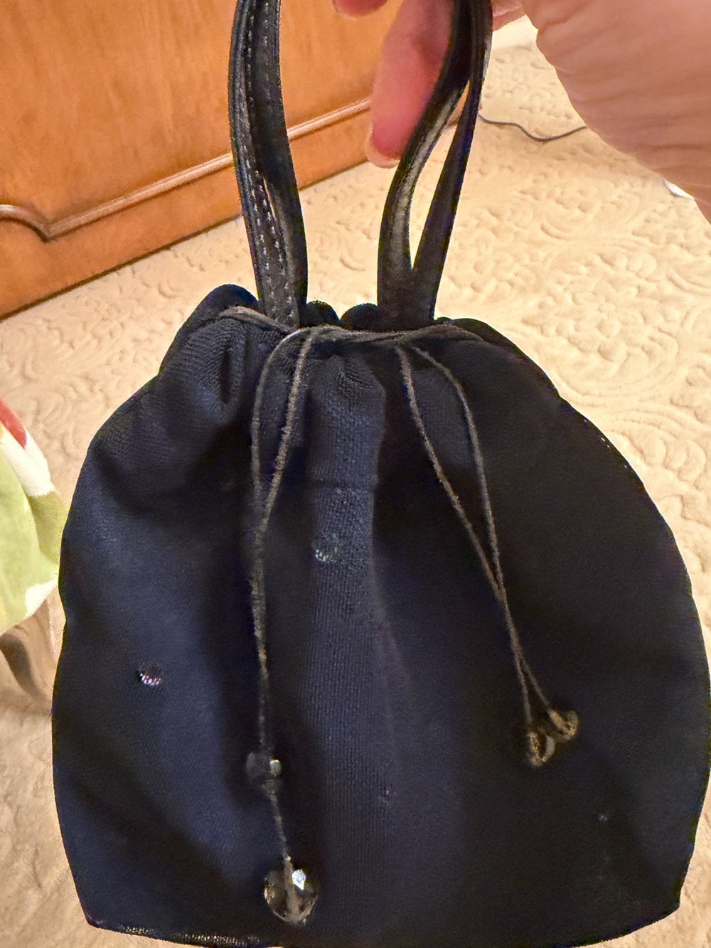DKNY EVENING BAG DRAWSTRING SILK ORGANZA LIKE NEW NAVY/BLACK  LEATHER HANDLES